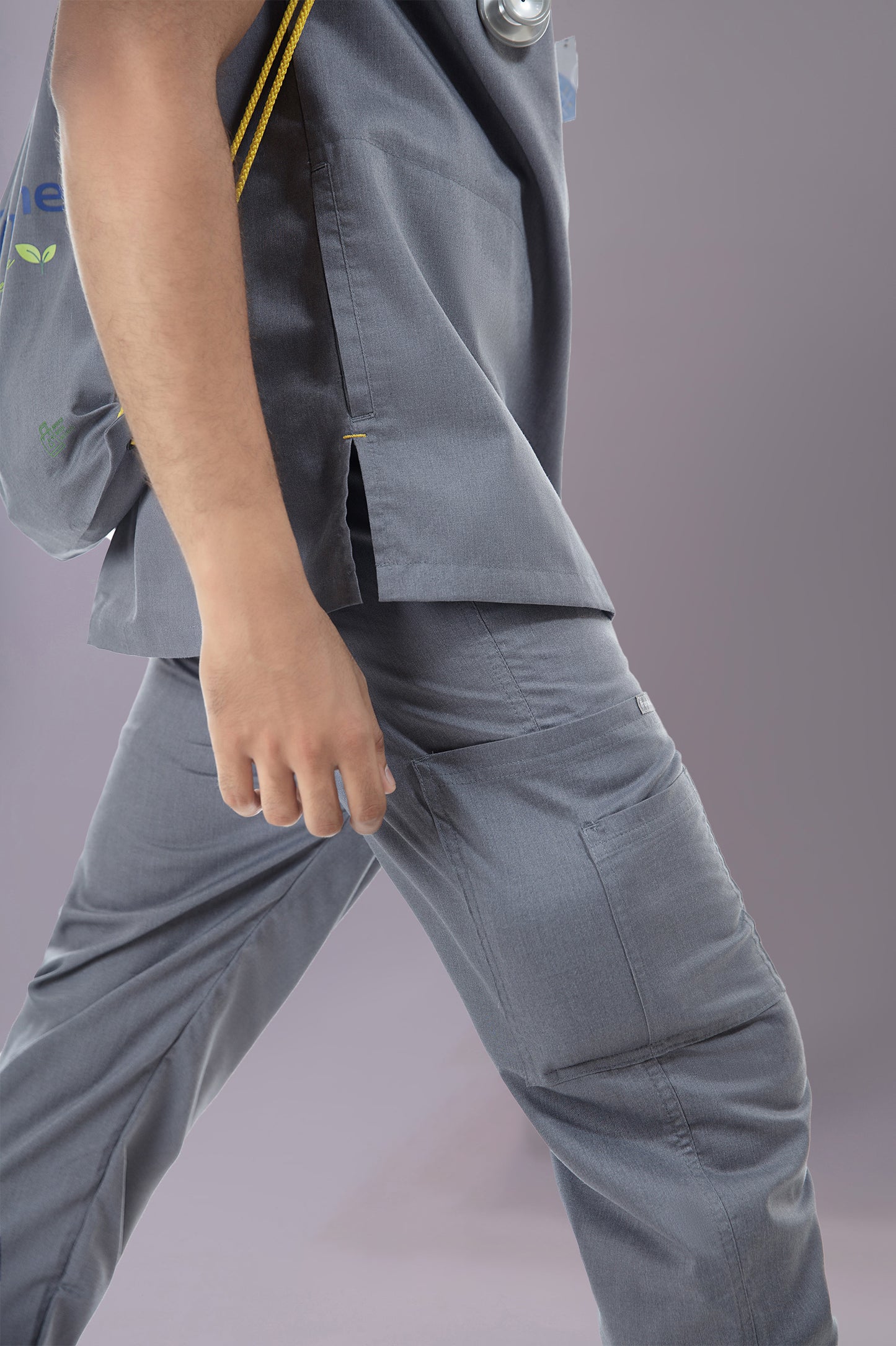 Rene 3-Pocket Scrub Set - Frubs